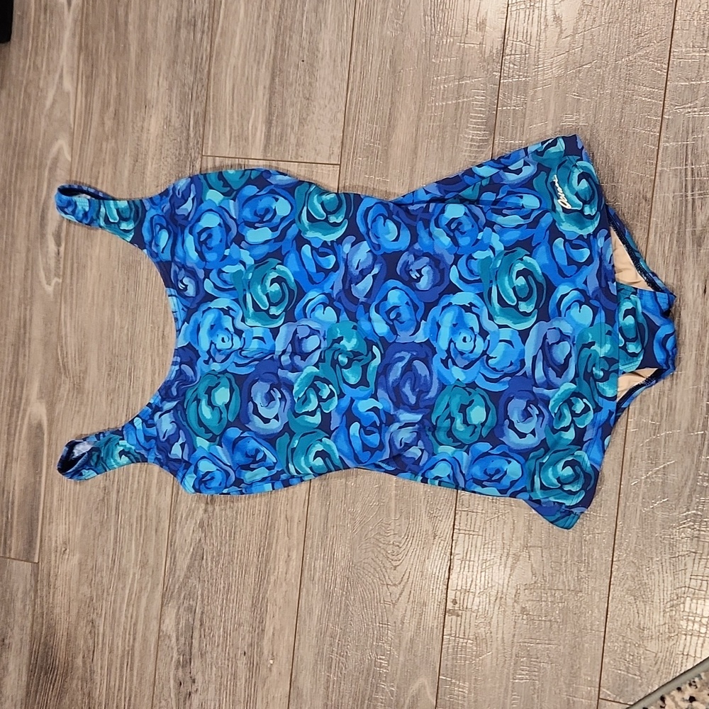 EUC Ocean Aqua Shape Women's sz 38/12 Onepiece Swimsuit w/built-in bra